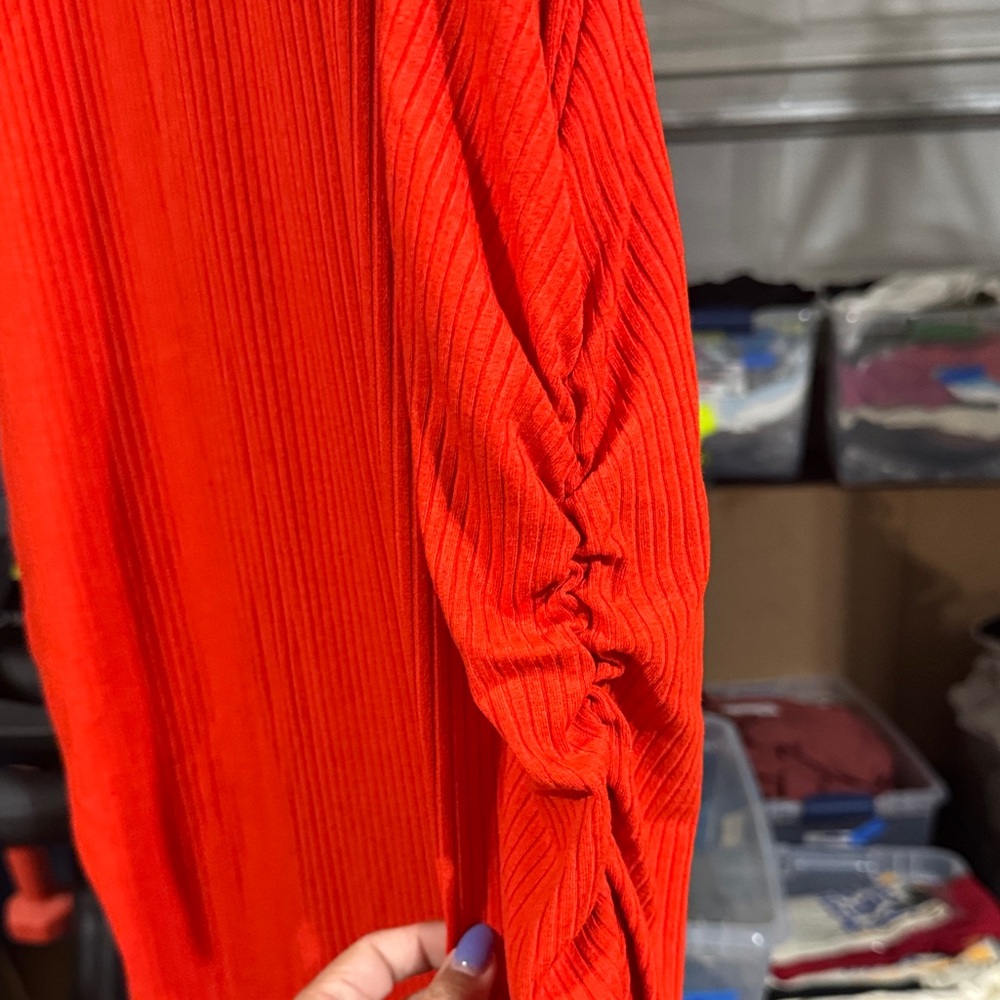 Sleeveless Ribbed Midi Dress - Red - Picture 4 of 5
